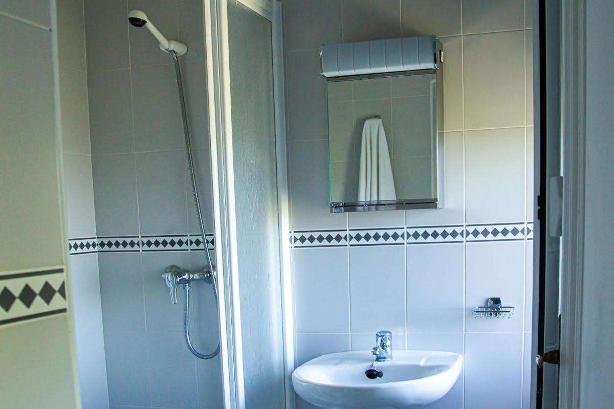 Casa Cadalso, Mirador De Gredos, Madrid Guest House Cadalso de los Vidrios Екстериор снимка